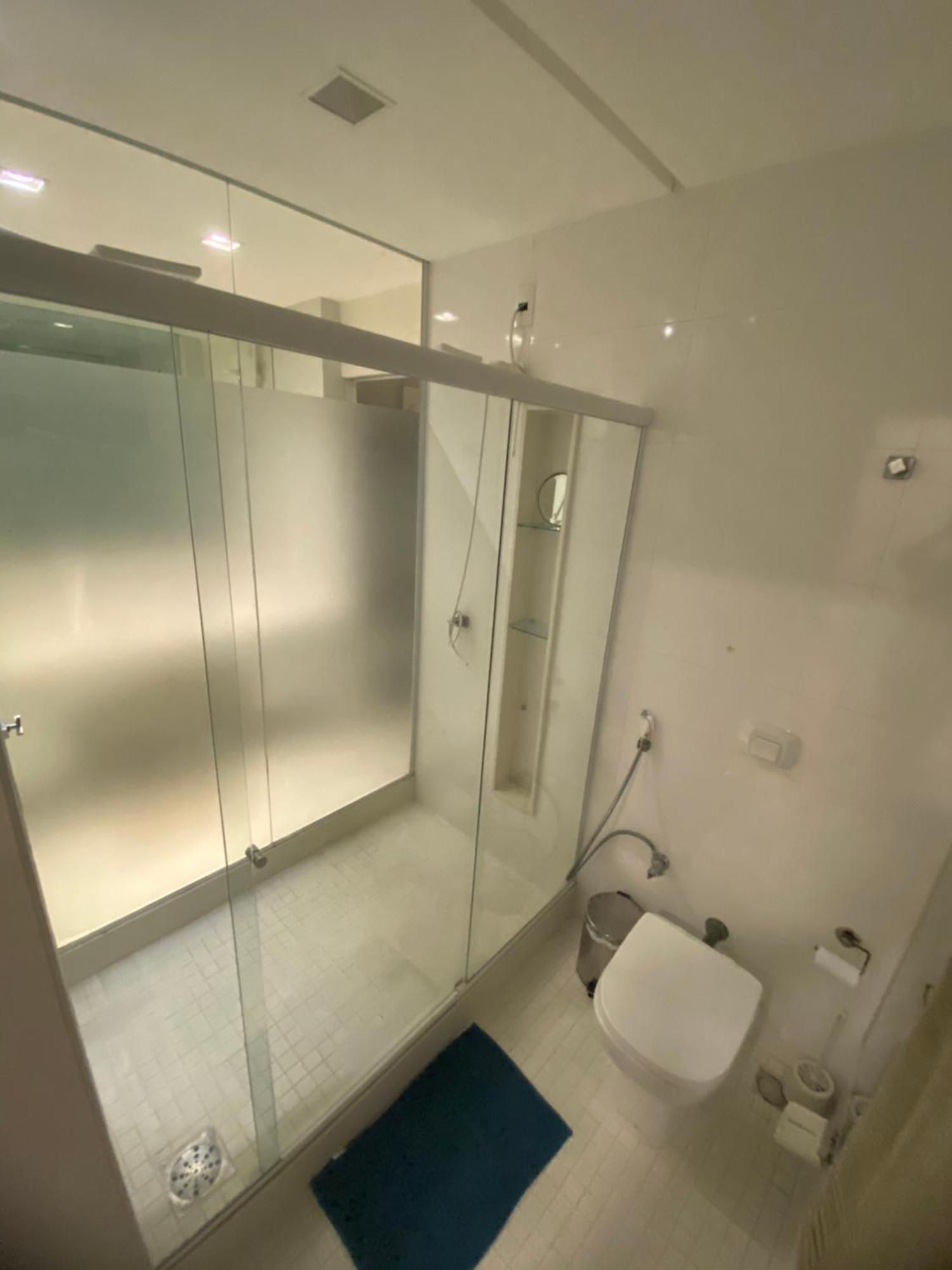 Apt 3Q Luxo Com Ar E Jacuzzi Na Beira Mar Гуарапарі Екстер'єр фото