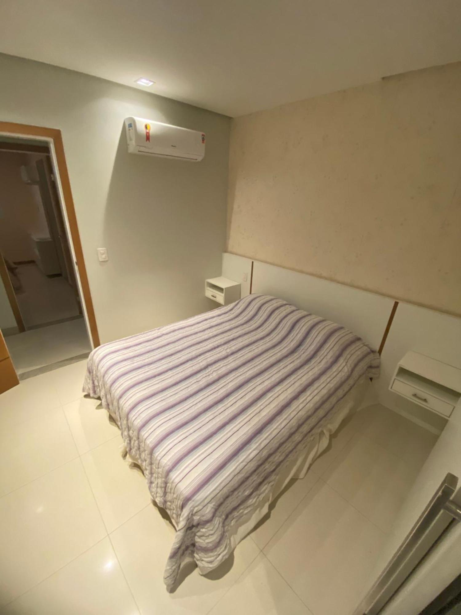 Apt 3Q Luxo Com Ar E Jacuzzi Na Beira Mar Гуарапарі Екстер'єр фото