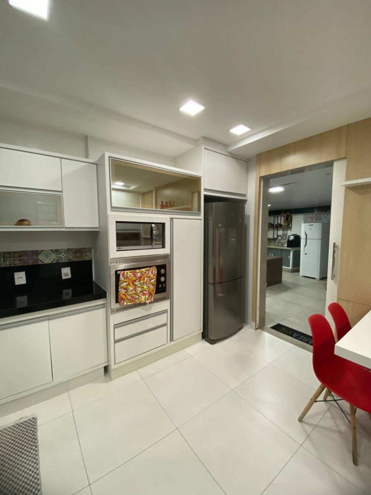 Apt 3Q Luxo Com Ar E Jacuzzi Na Beira Mar Гуарапарі Екстер'єр фото